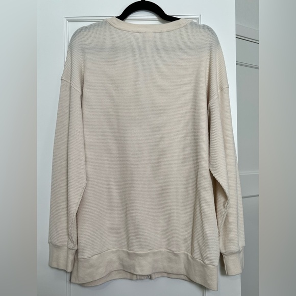 The Group Babaton (Aritzia) Waffle Oversized Cardigan (Med) - Picture 3 of 4